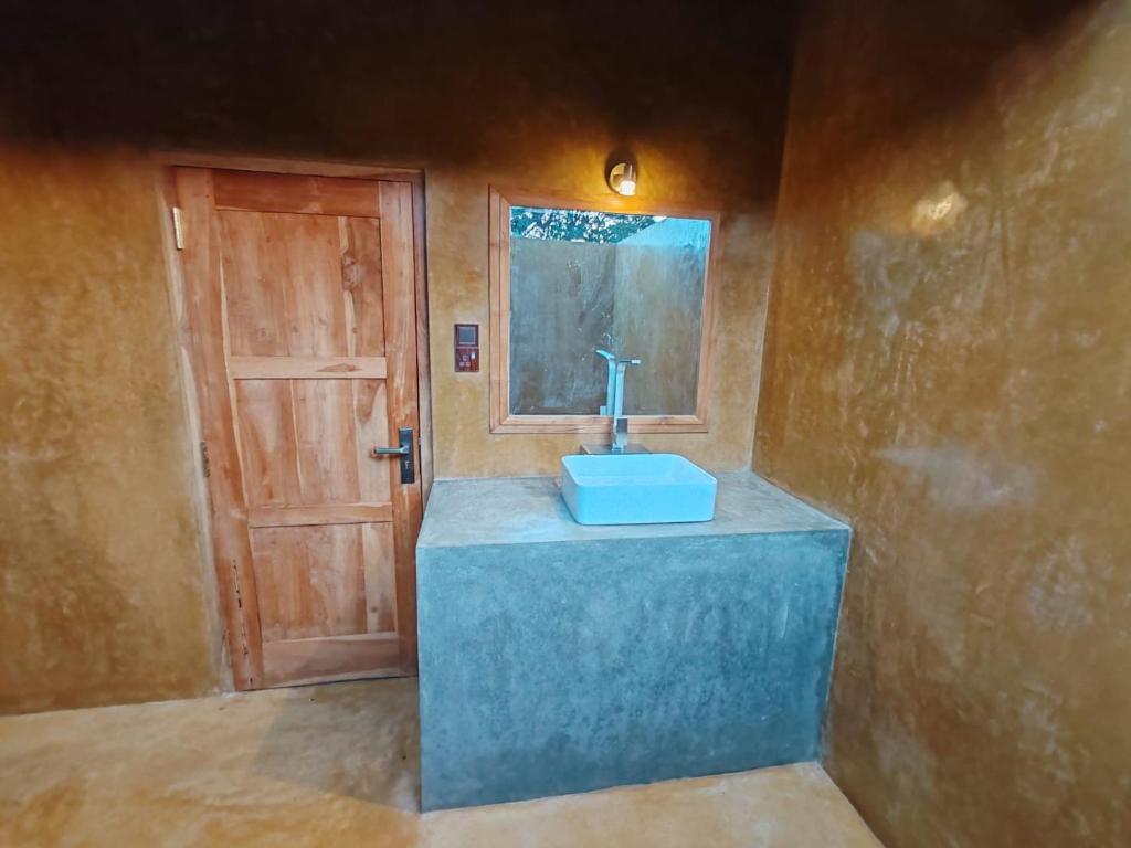 Yaalu Yaala Gallery Photo